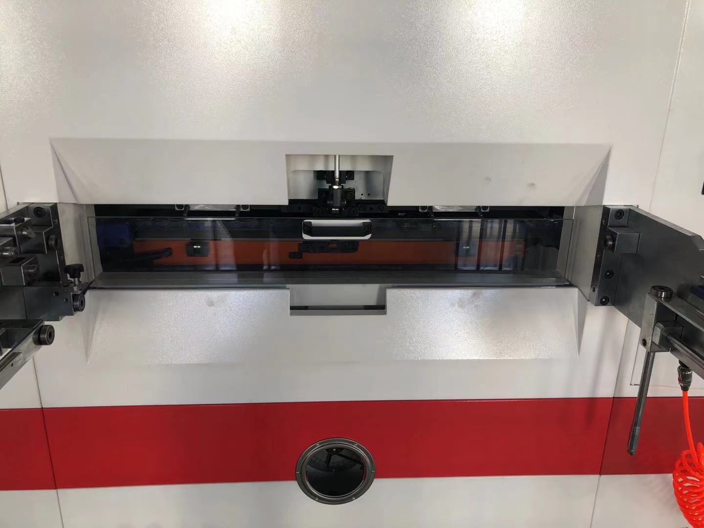 MY-1300 Automatic Die-Cutting And Creasing Machine Manual-Automatic Type