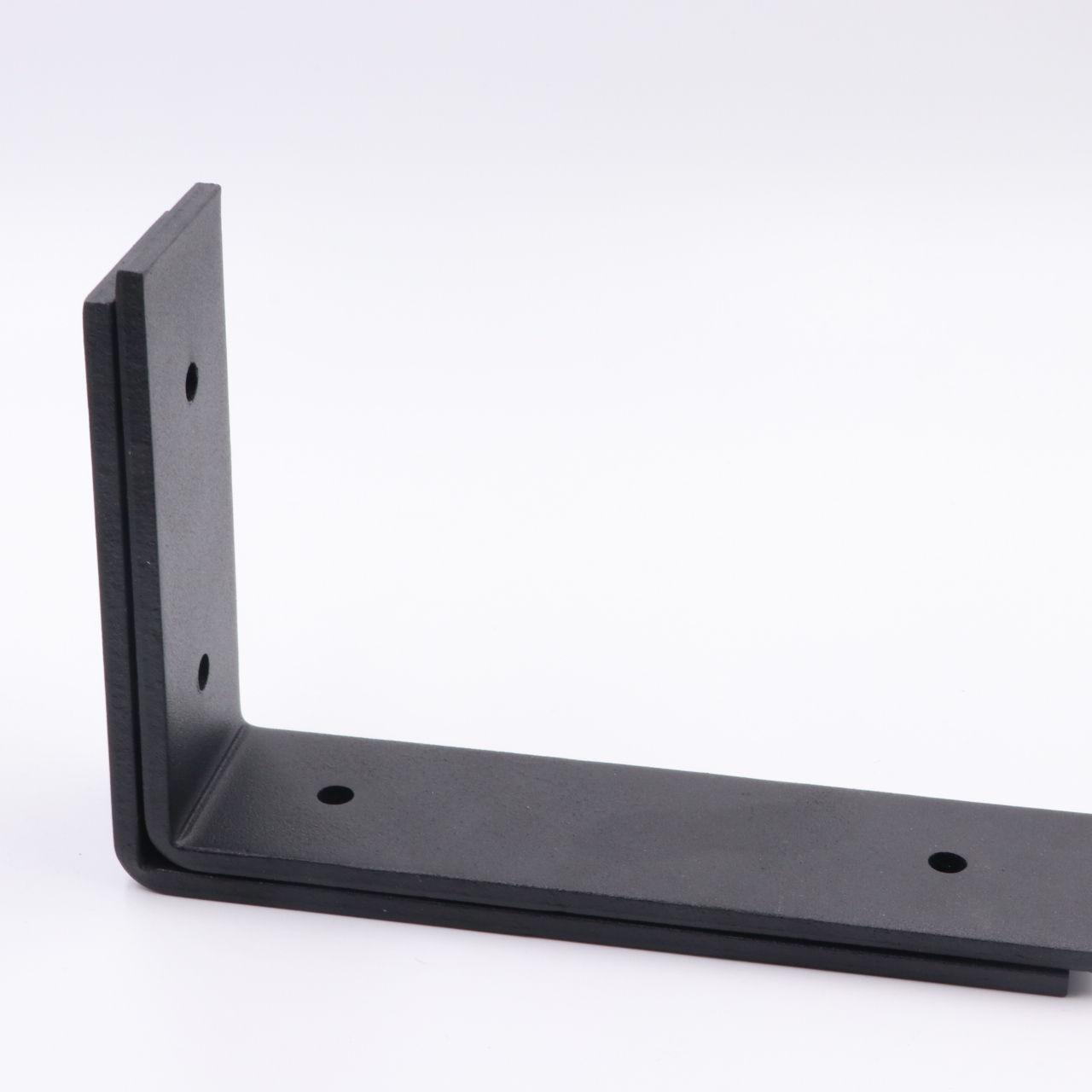 Standard Zinc Plating Metal Shelf Bracket with 5mm Thickness and Screws Included