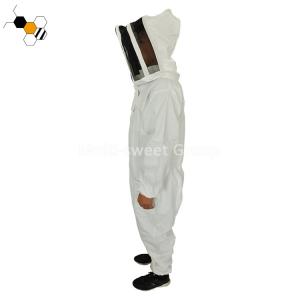 Wholesale elastic Waistband Sting Proof Clothing 730g ventilated beekeeping suit from china suppliers