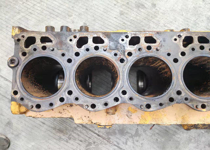 6D125 - 1 Diesel Used Engine Blocks For Excavator PC400 - 5 Water Cooling