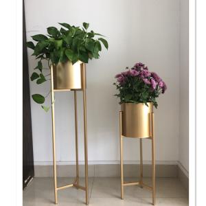 Wholesale Anti Corrosion Gold Single Tier H75cm Metal Flower Stand from china suppliers