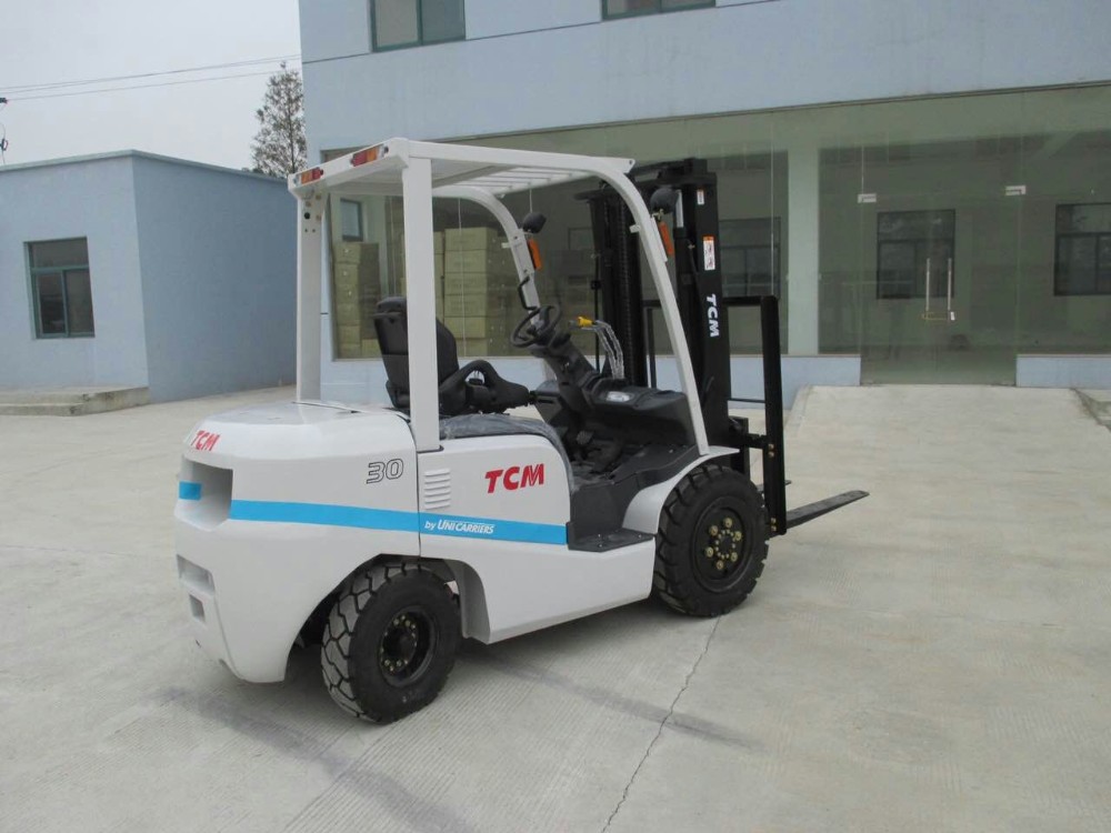 Printing Shops Boost Productivity with Low-Priced Japan Made FD30 Forklift