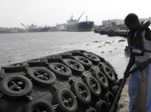 Wholesale Sling Inflatable Boat Fenders Marine Rubber 0.05mpa Yokohama Pneumatic Fender from china suppliers