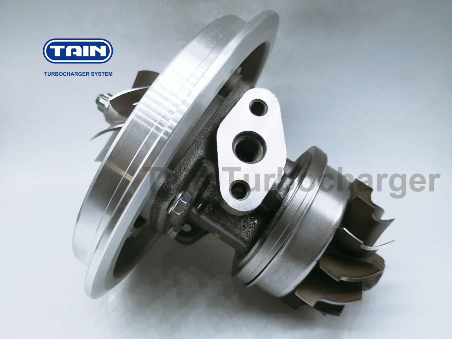 H1E Turbocharger Cartridge CHRA 3528789 3531663 For DFM Truck / Bus 6CTA Cummins 6CTA