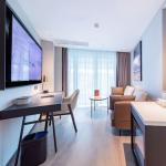 ATOUR-ZQ Hotel Business Furniture King Size Bedroom Set with 5 Year Internal