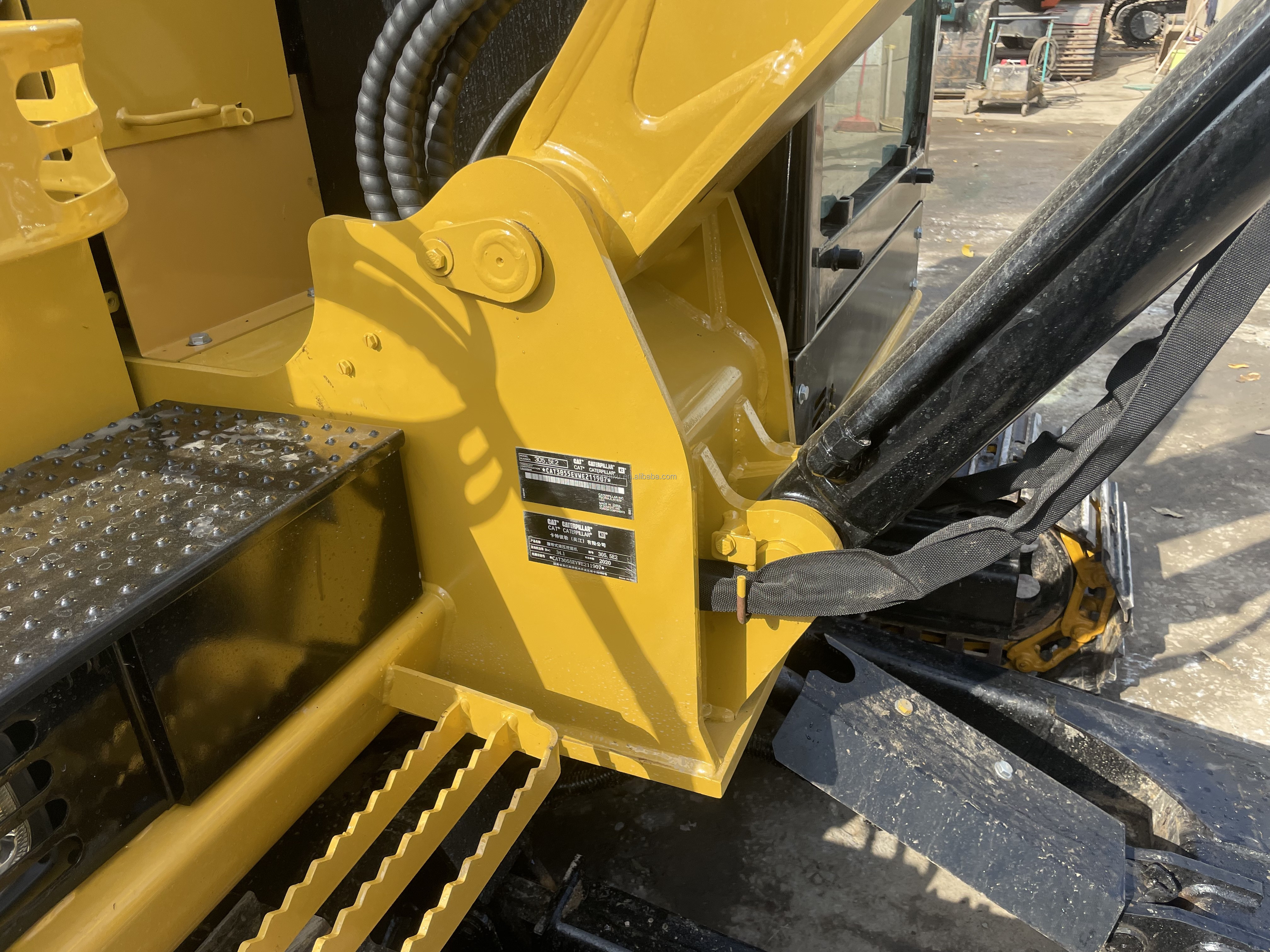 used excavator cat305.5e/secon hand yellow paint used crawler cat 305.5e for sale
