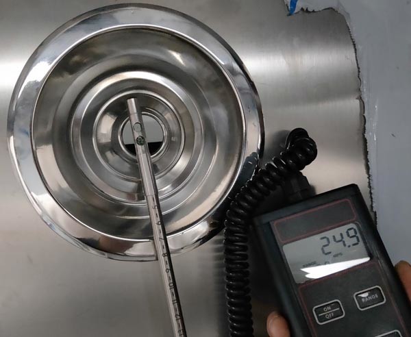 Pharmacy Air Showers And Pass Thrus For Passing Goods , Double - Leaf Swing Doors
