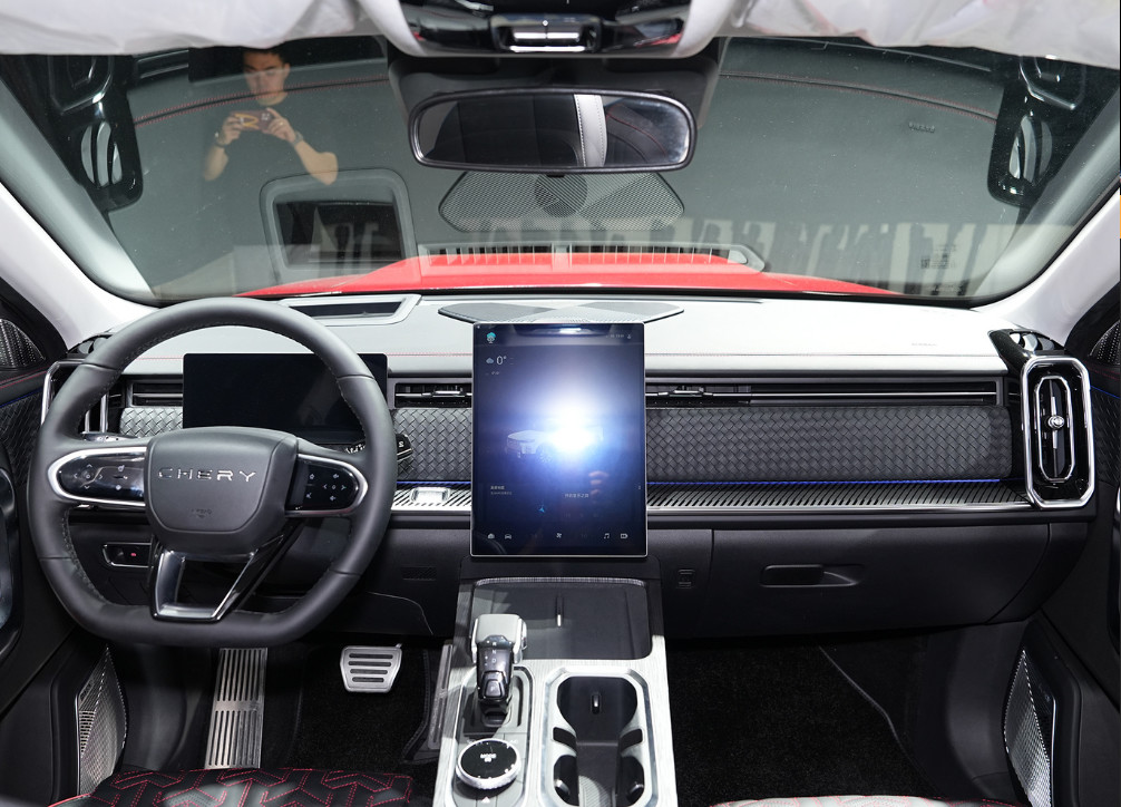 Chery Explores Gasoline 5 Seat Minibus Vehicle SUV Automatic Transmission 4×4