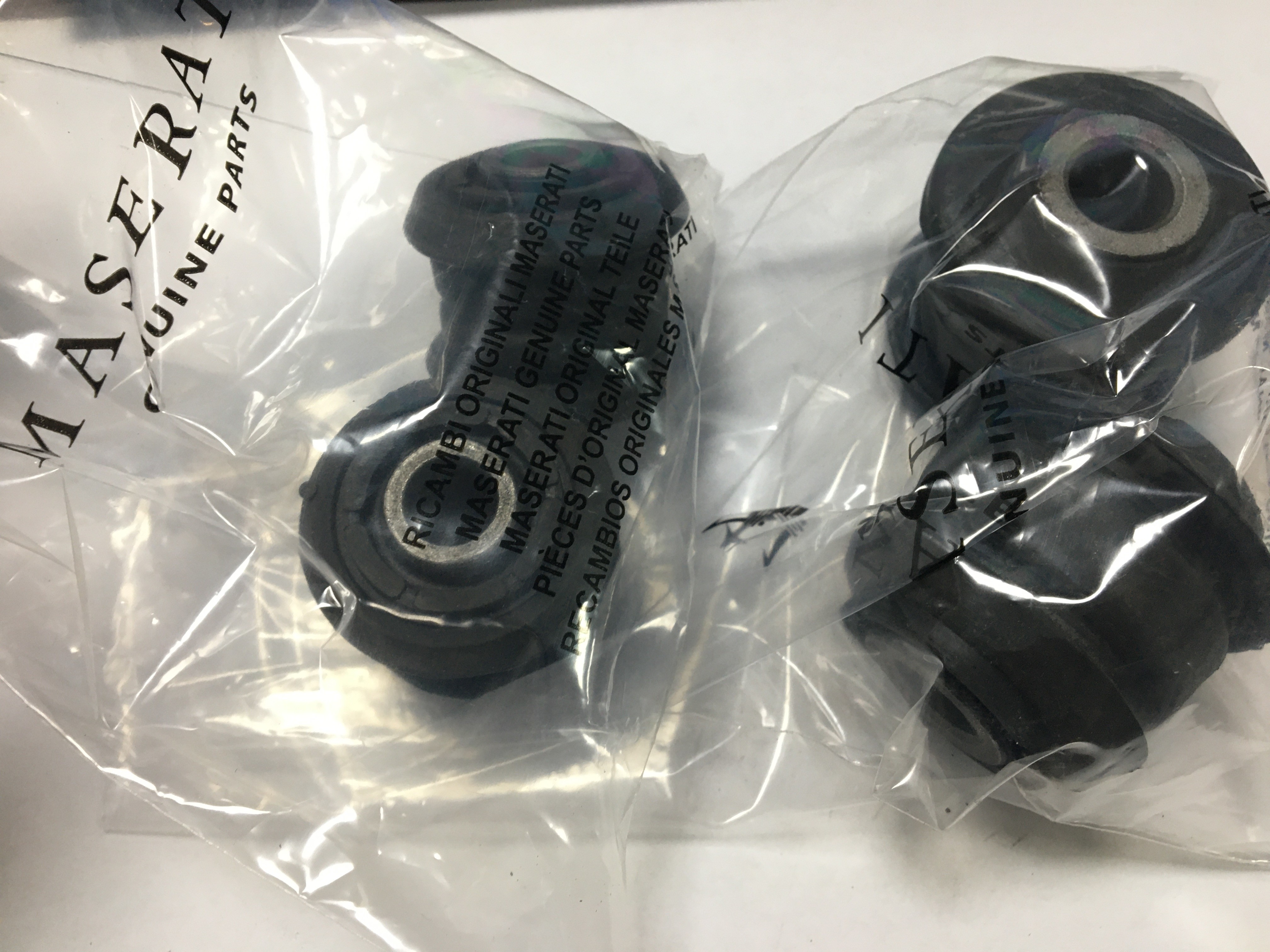 980139890 Rear Suspension Control Arm Bushing Car Parts For Maserati