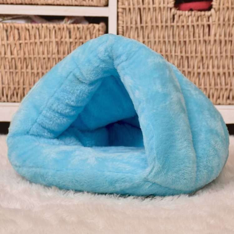 triangle cat bed