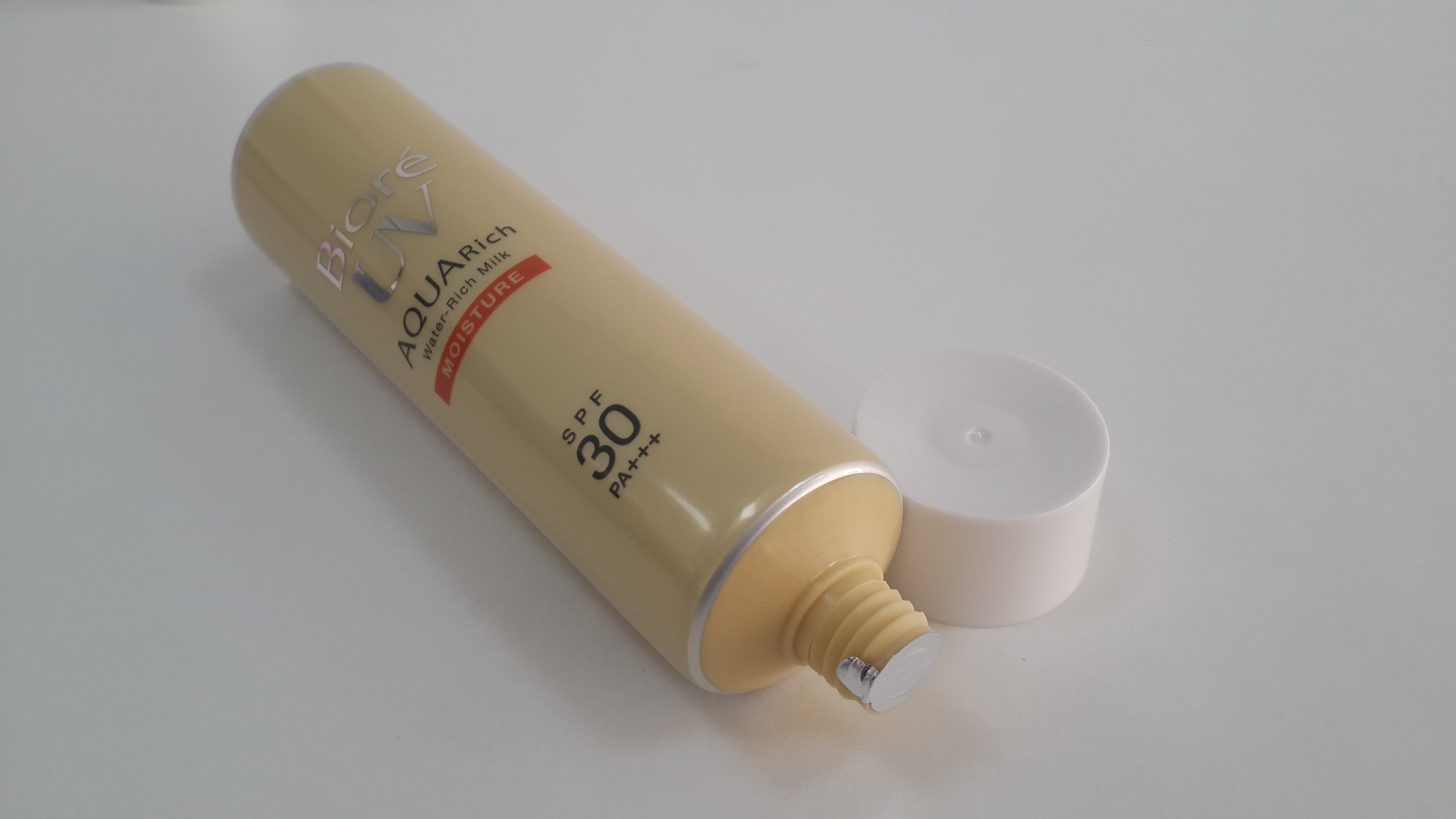 60G Handcream Packing Lotion Containers , Cosmetic Plastic Tube Screw On Fez Cap