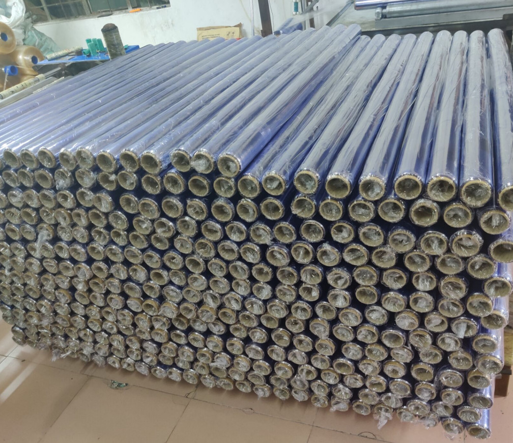 1.7KG Transparent Colored Film PVC Sheet Normal Clear 0.025mm Thickness 50cm Width
