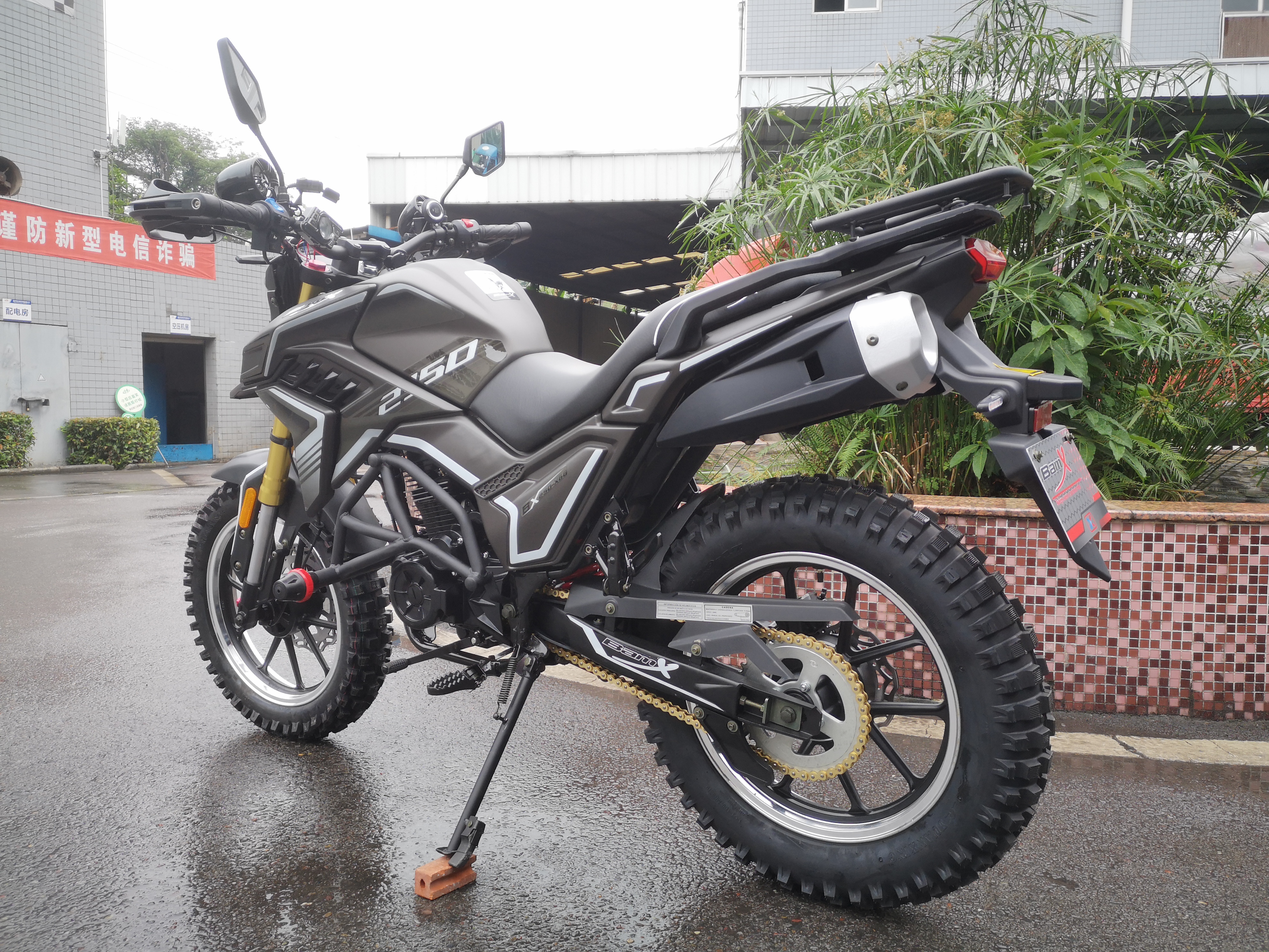 Stable Powerful Street Legal Dirt Bike Enduro Racing Motorcycles 250CC