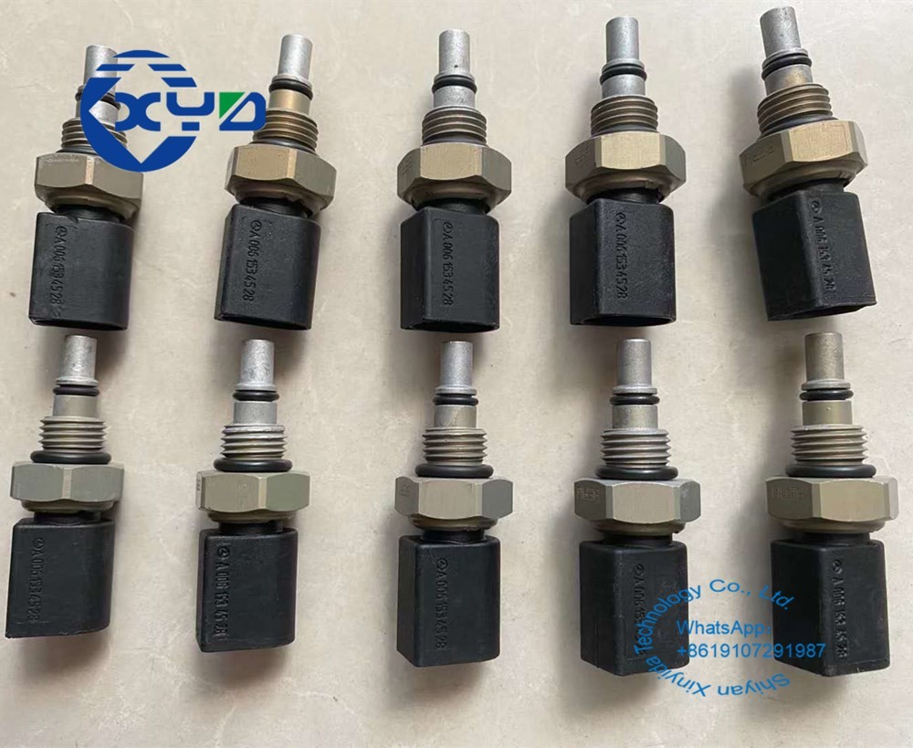 A0061534528 0061534528 Truck Temperature Sensor Adblue Pump Parts For MB Mercedes Benz