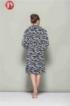 Ladies Sleepwear Soft Bathrobe Pajamas Velvet Nightgown Robe Women Coral Fleece