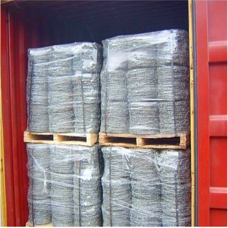 Security Zinc Coated Barbed Fence Wire For Corrosion Protection 2-3.2mm Diameter Free Sample Available