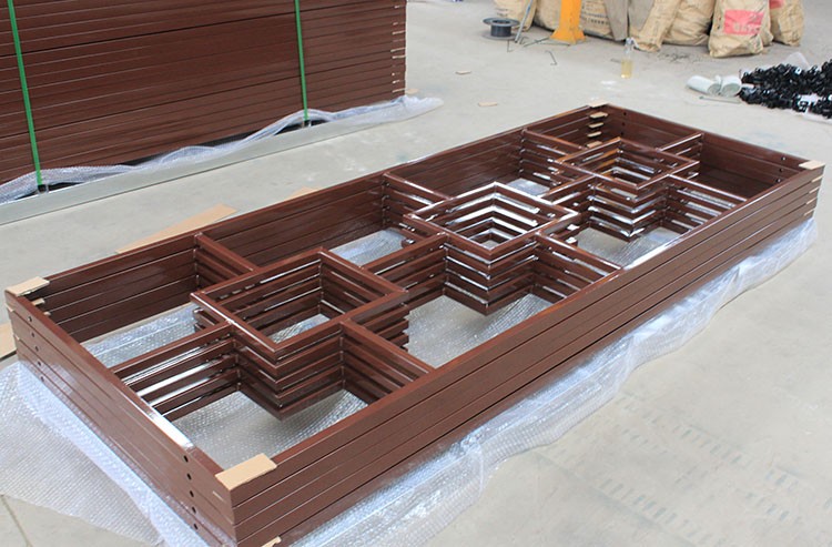 Black powder coated spear top galvanised tubular metal fence