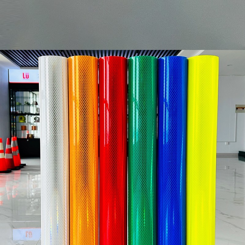 Self Adhesive Diamond Grade Film Printable Reflective Sheeting For Road Signs