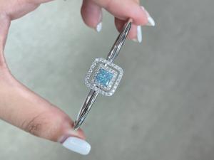 Wholesale Blue Synthetic 1.2ct Lab Grown Diamond Bracelet Princess Cut 18k White Gold from china suppliers