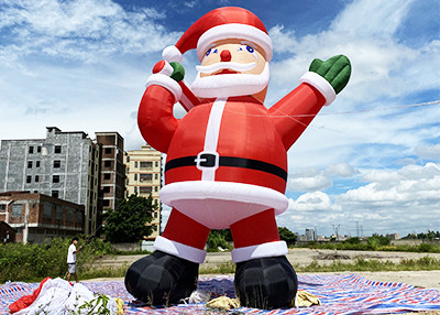 Santa Claus Inflatable Christmas Decorations 20ft 26f 33ft Large Blow Up Santa