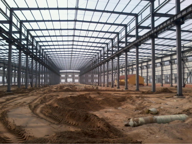 Modern Pre Engineered Buildings Steel Structure Painted Galvanized Surface Treatment