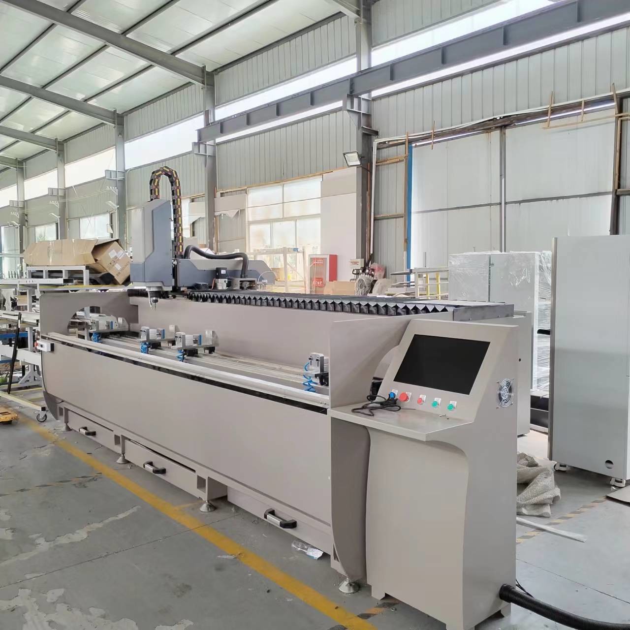 3 Axis +90 Degree CNC Drilling Milling Machine CNC Drilling And Tapping Machine