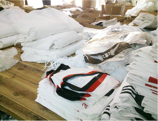 wholesale cotton/polyester white Custom taekwondo clothes uniform suits