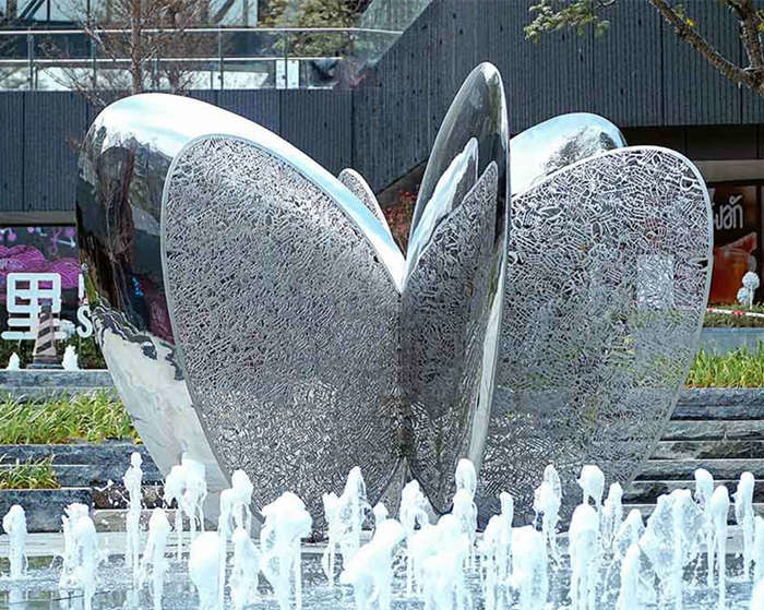 Mirror Electroplated Outdoor Garden Sculptures Abstract Stainless Steel Customized