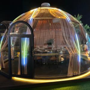 Wholesale Prefab Cabin House Restaurant Home Transparent Bubble Glamping Dome Dome Tent House from china suppliers