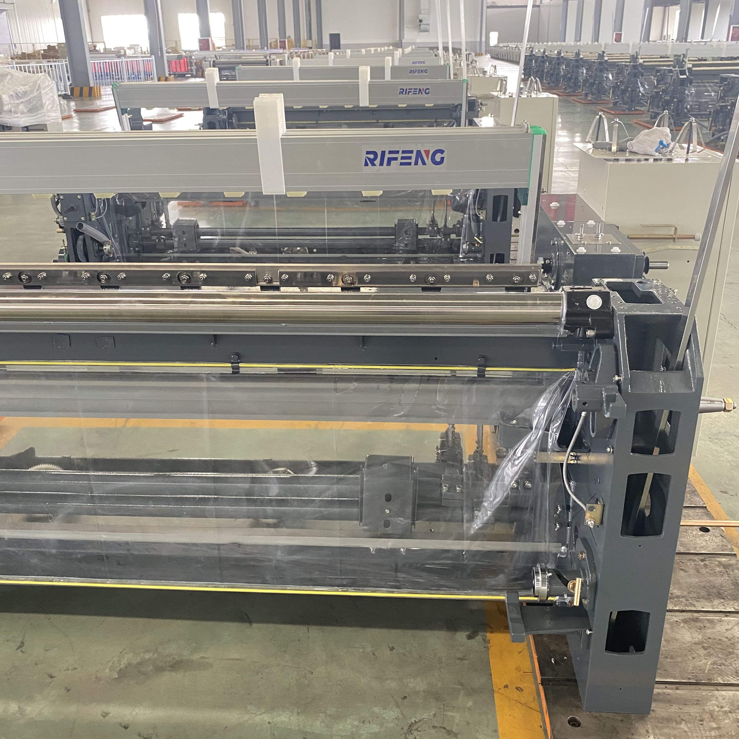 2 Or 4 Color High Speed Air Jet Power Loom With Cam Or Dobby Shedding