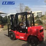 4.5m Triple Mast 2.5 Ton Diesel Forklift Truck With Side Shift Railway Station