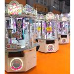 Arcade Coin Operated Claw Candy Grabber Machine For Kids White Color