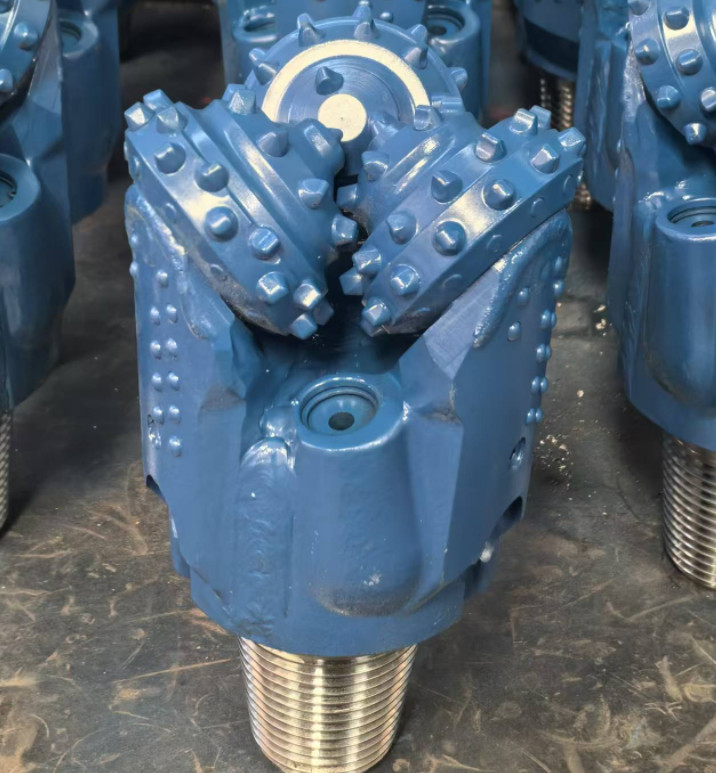 High Quality HDD Horizontal Directional Drilling Tricone Bit 5 1/2" 6 1/2"