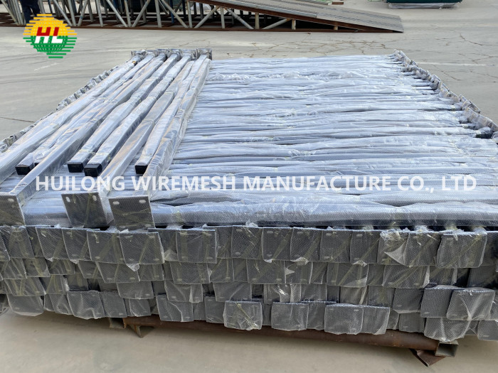 868/656 PVC Coated 2D Double Wire Welded Mesh Fence 800mm Height