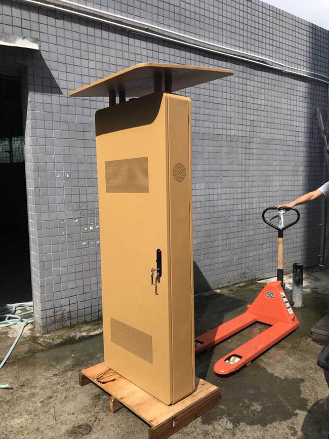 LCD Digital Signage TV Digital Screen Outdoor Advertising Display With Touch Screen For Restaurants