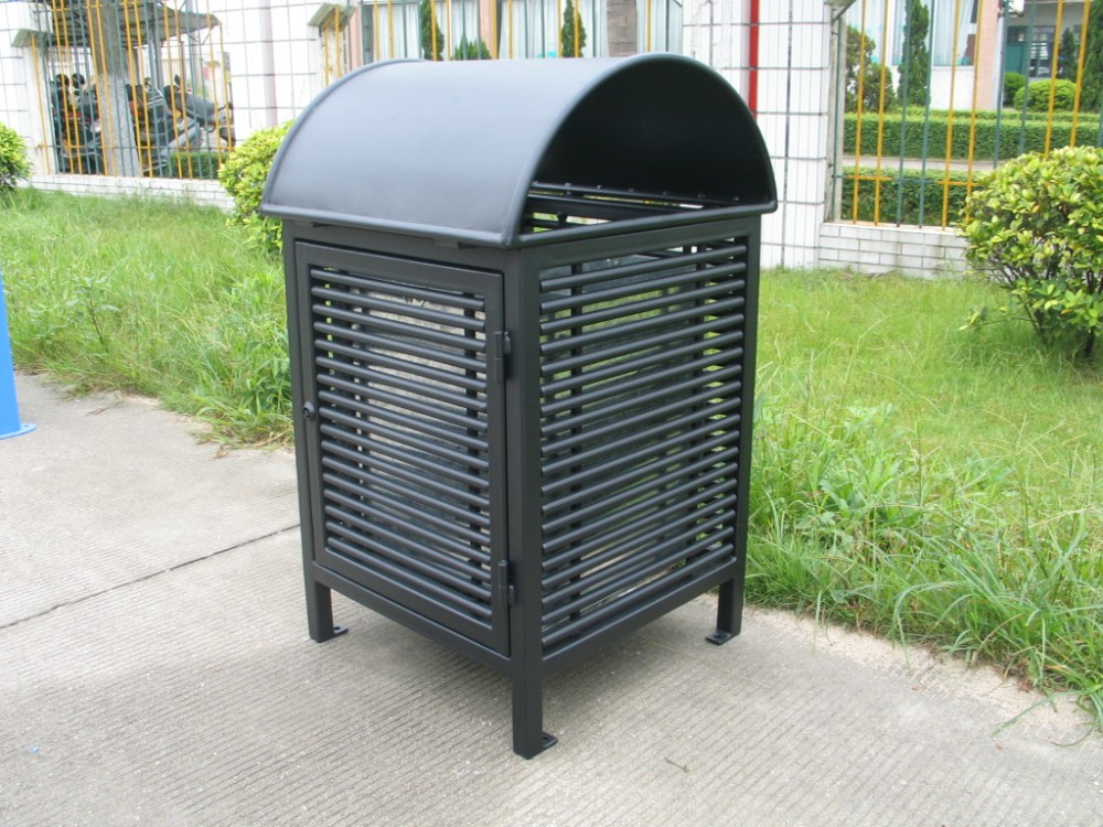 Modern Courtyard Outdoor Wooden Bench Furniture With Mild Steel Camphor Wood Material