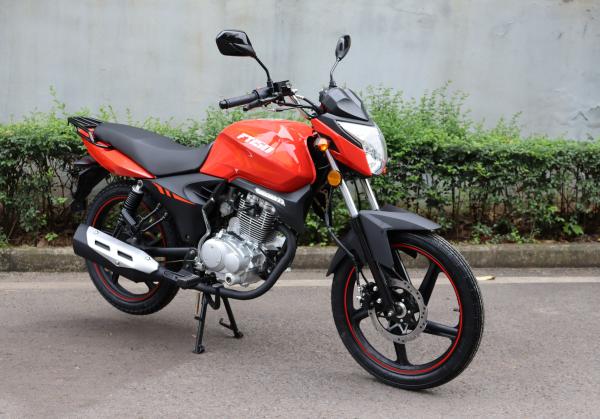 150CC Engine Street Bike Displacement Urban Sport Motorcycle with Air Cooling