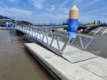 Anti UV Marine Aluminum Gangways WPC Decking Residential Floating Dock Ramp