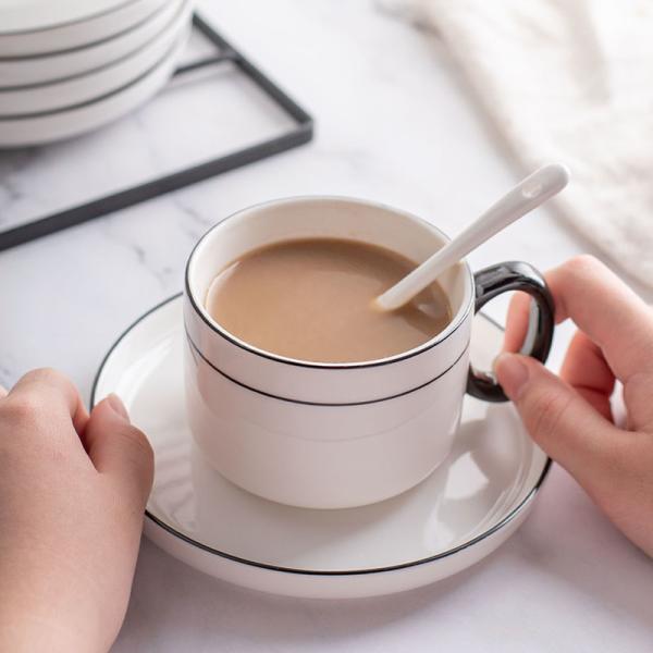 Unique 200ml Porcelain Tea Set Sustainable Nordic Design For Cappuccino And