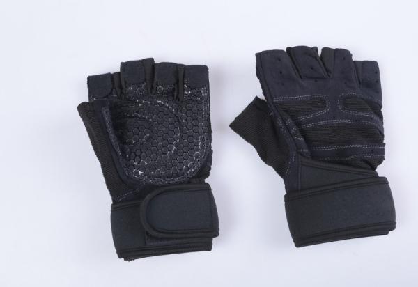 Gym Sports Protective Gear / Half Finger Glove For Dumbbell Exercise Weight
