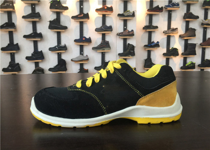 Office Worker Non Slip Work Shoes Tearing Tested Synthetic Leather Tongue Binding