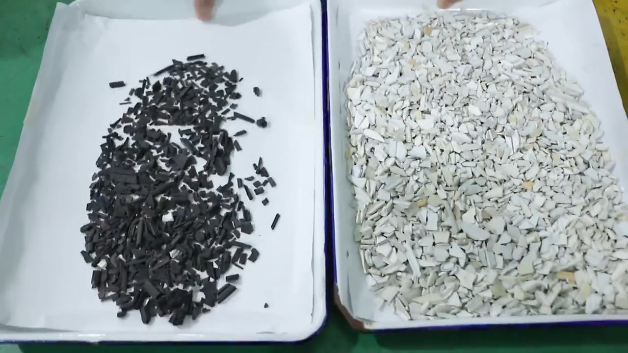 Two Layer 4 Chutes Automatic Pe Pvc Abs Hdpe Ldpe Plastic Color Sorter Machine