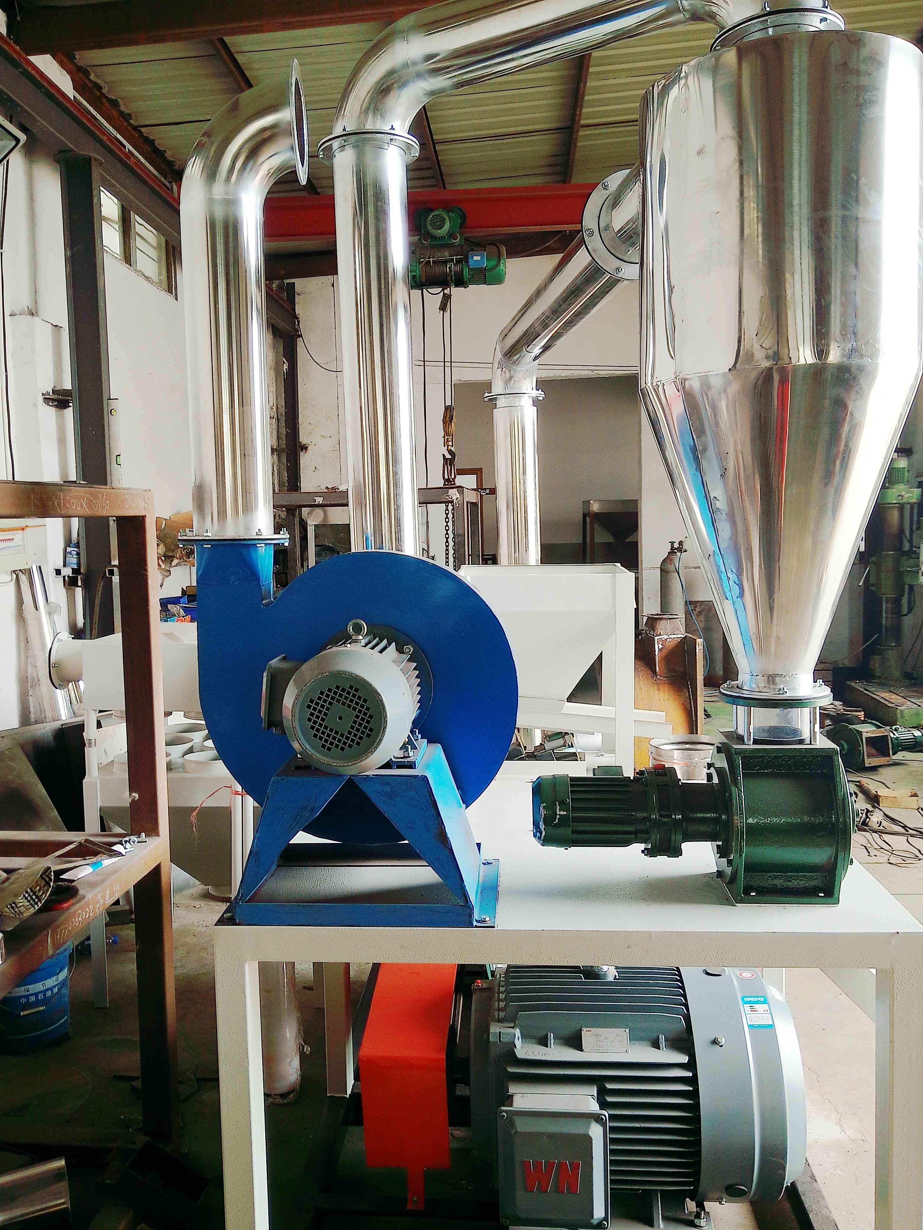Plastic Scrap Cutter Milling Machine Water Spray Cooling Compact Structure