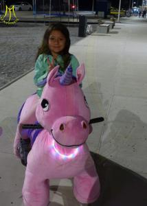 Wholesale Hansel large size adults and kids moving unicorn stufeed zoo animal scooter in mall from china suppliers