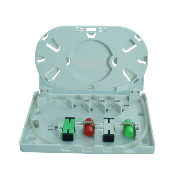 Light Weight FTTH Fiber Optic Terminal Box 1 In 4 Output Ports 2 Cable Entry Ports