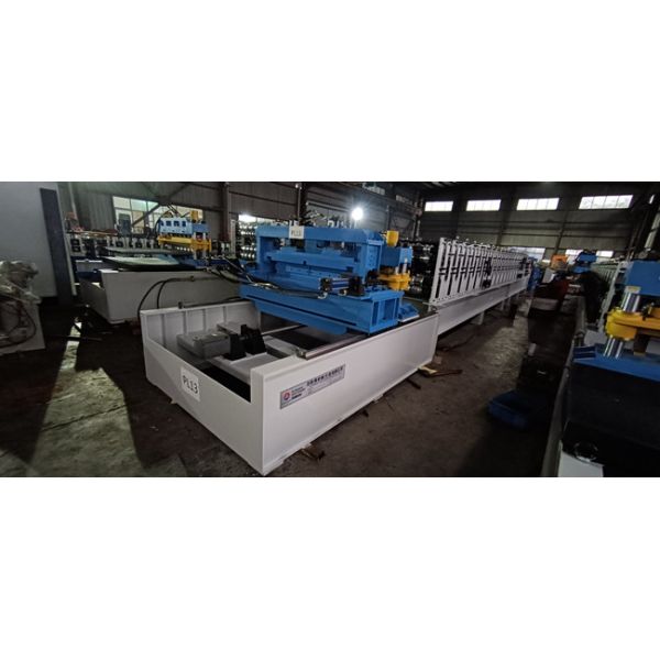 PLC Touch Screen Control Deck Floor Panel Roller Making Machine 28 Forming Stations
