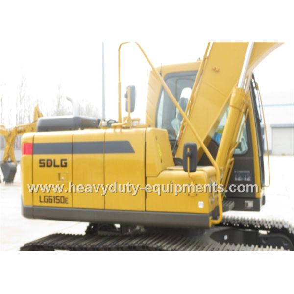 LG6150E Construction Equipment Excavator Pilot Operation With Digging Hammer