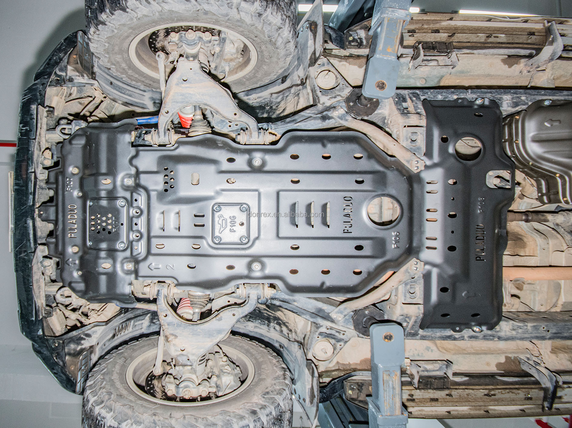 Underbody Auto Boby Parts Engine Lower Guard Plate for Land Cruiser 150 Easy Install