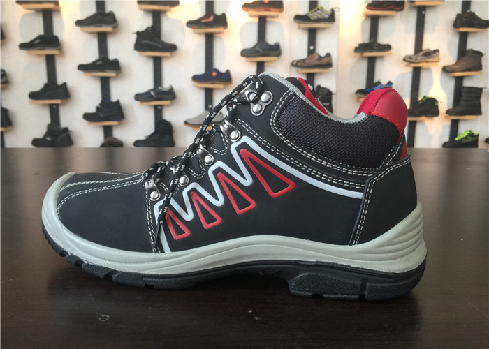 Composite Toe Cap Safety Boots , PVC Safety Shoes Edge Stitching American Standard Size