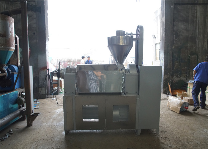 Hydraulic Automatic Oil Press Machine 210-300 Kg Per Hour Fully Automation